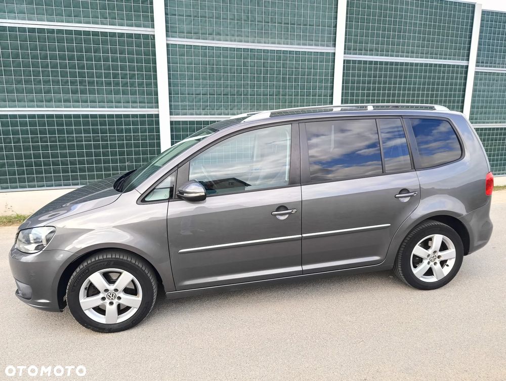 Volkswagen Touran 2.0 TDI DPF BlueMotion Technology Highline - 8