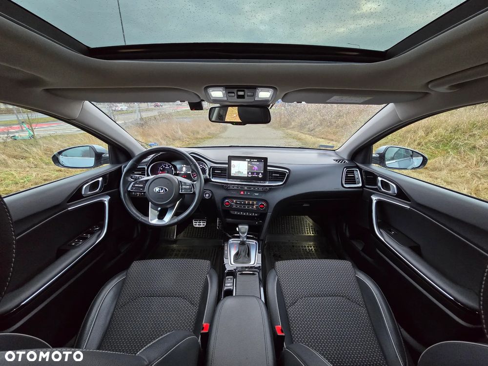 Kia Ceed 1.4 T-GDI L Business Line DCT - 19