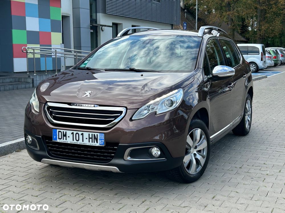 Peugeot 2008 1.2 VTi Allure - 2