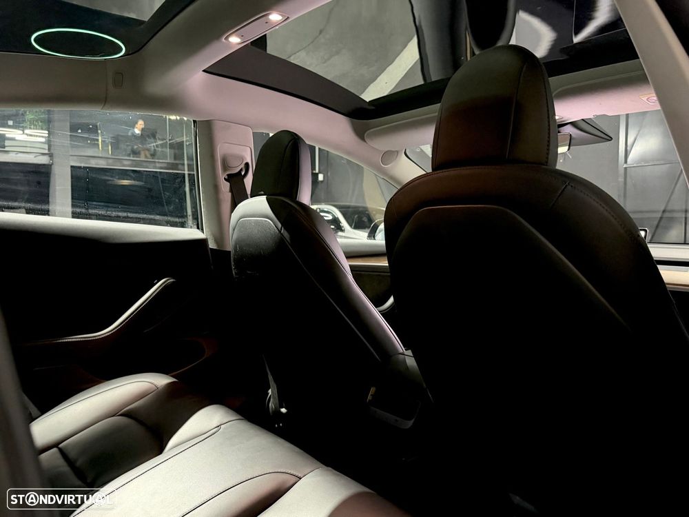 Tesla Model 3 Standard Range Plus RWD - 11