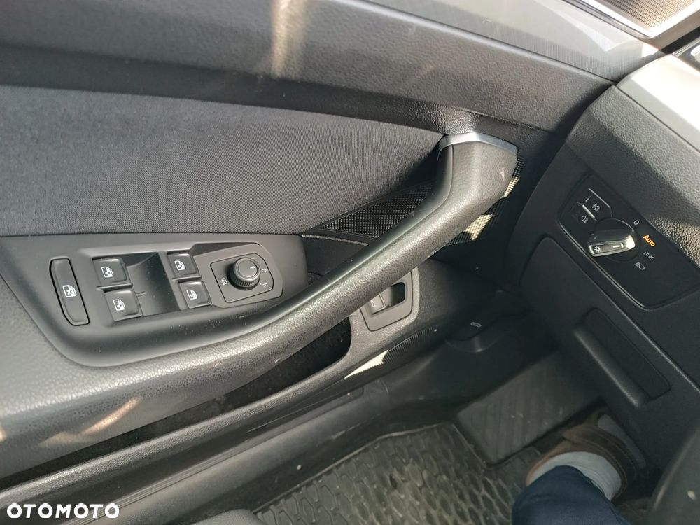 Volkswagen Passat 2.0 TDI EVO Business - 18