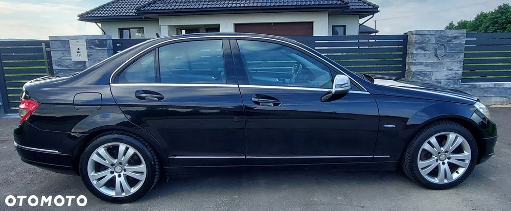 Mercedes-Benz Klasa C 200 CGI Automatik BlueEFFICIENCY Avantgarde - 6