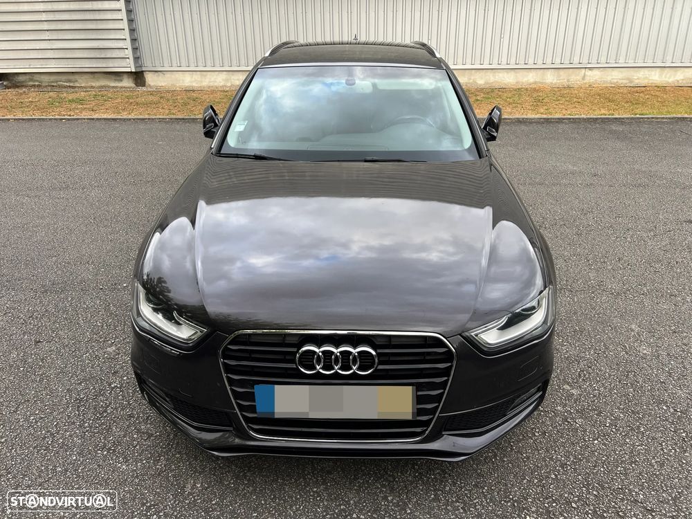 Audi A4 Avant 2.0 TDI S-line - 2