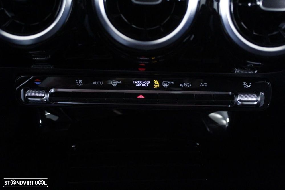Mercedes-Benz A 200 d - 29