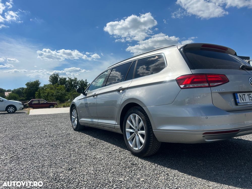 Volkswagen Passat 2.0 TDI DSG (BlueMotion Technology) Highline - 19