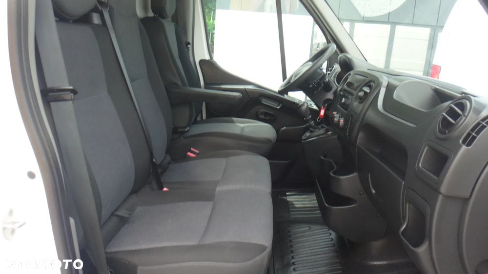 Renault Master - 10