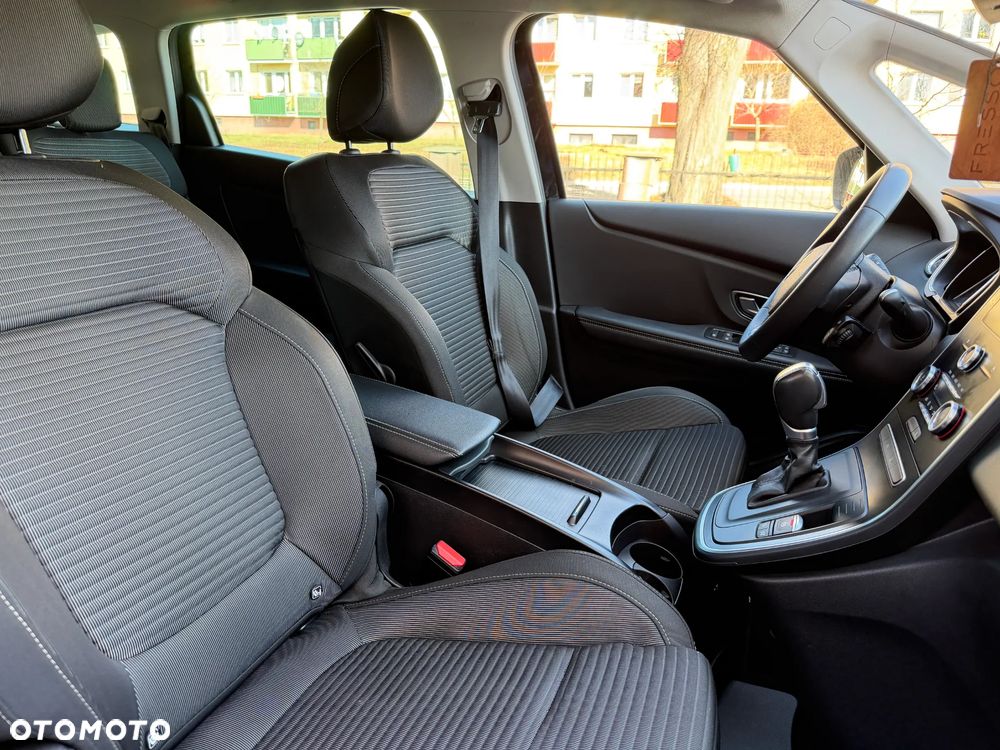 Renault Grand Scenic BLUE dCi 120 EDC BUSINESS EDITION - 29