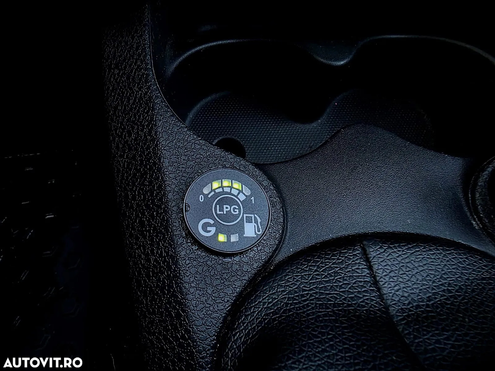 Dacia Logan ECO-G 100 Essential - 6