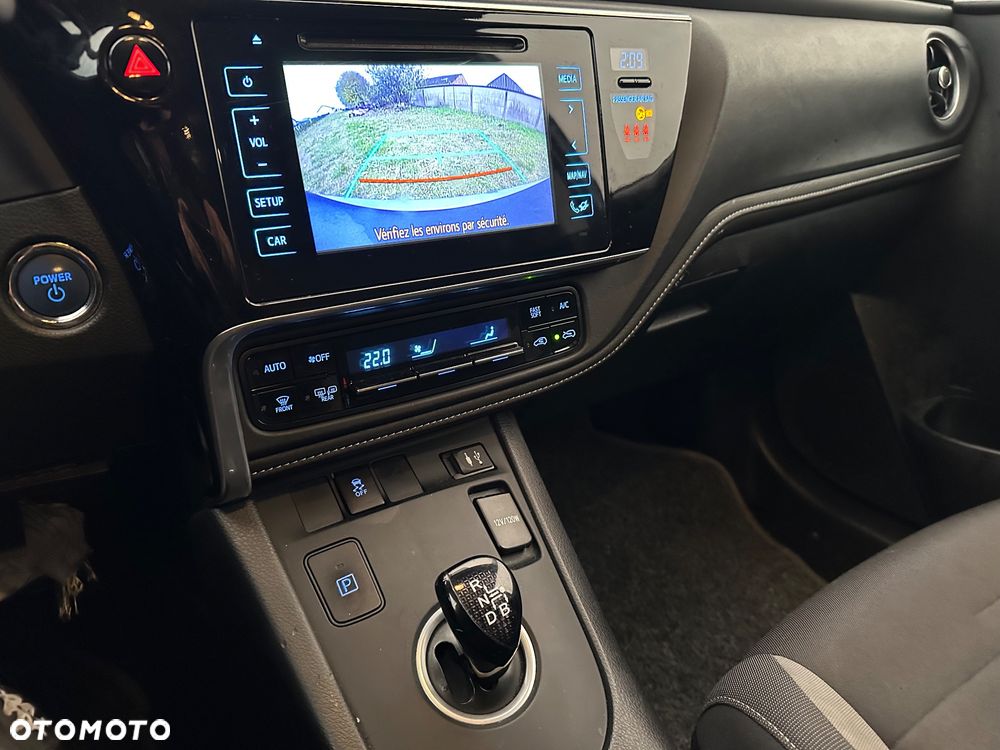 Toyota Auris 1.8 VVT-i Hybrid Automatik Design Edition - 11