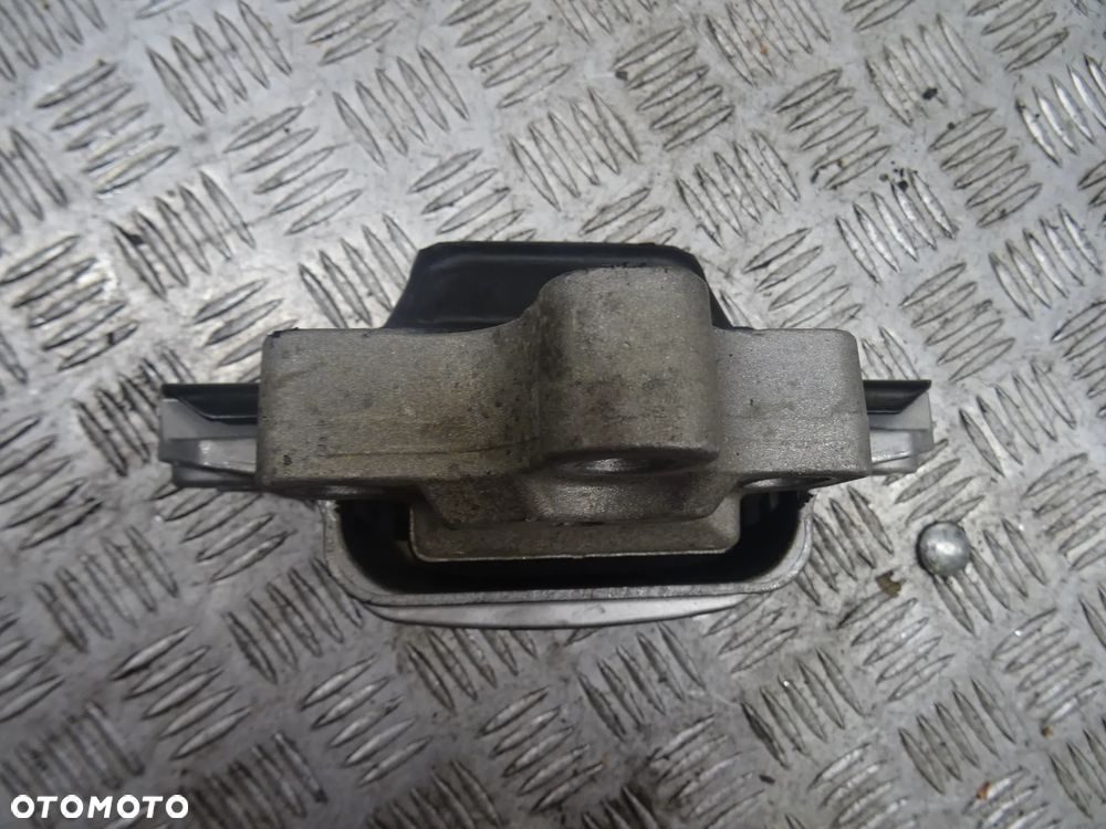 AUDI A3 8P 03-07 2.0 TDI PODUSZKA ŁAPA SKRZYNI BIEGÓW 1K0199555 - 3