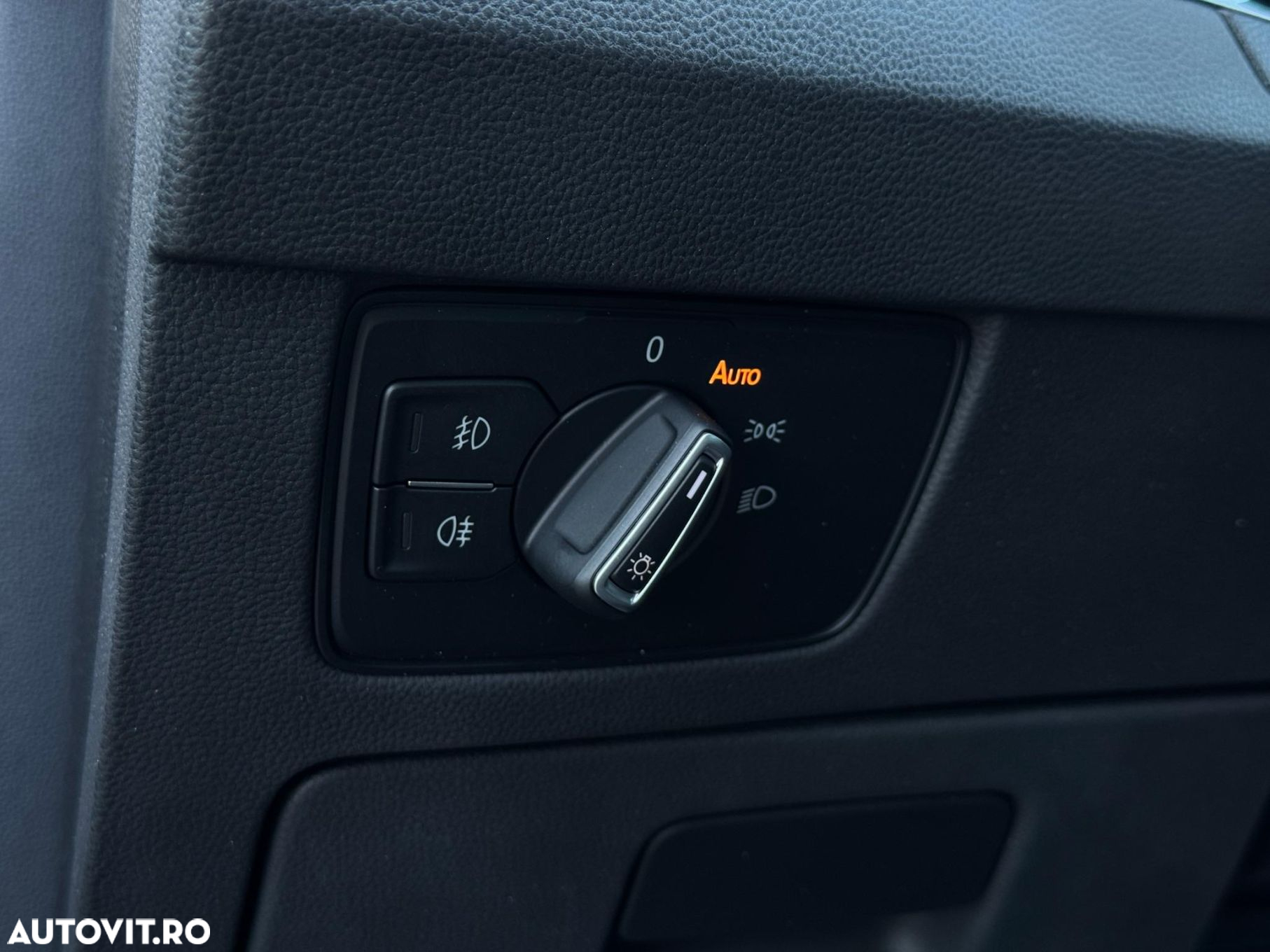 Volkswagen Passat - 26