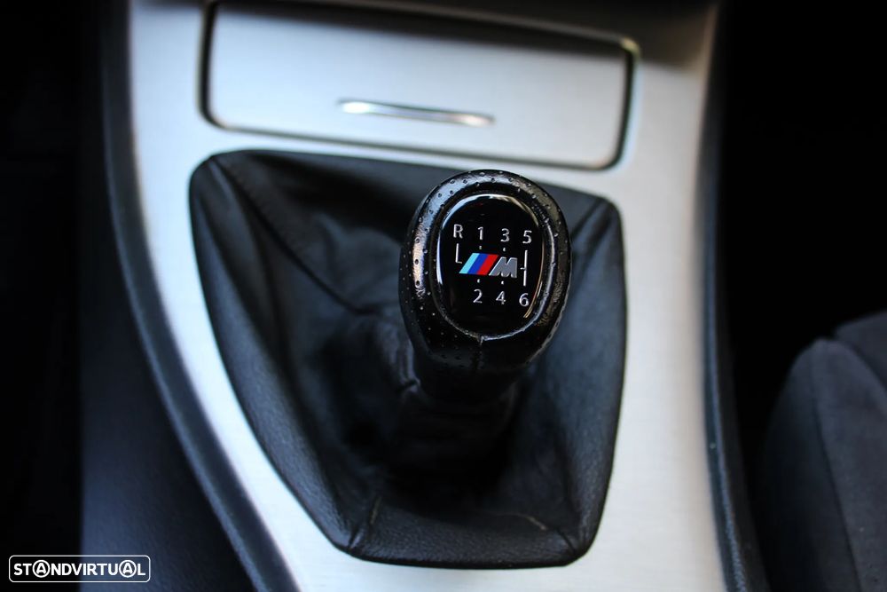 BMW 320 d M Sport Edition - 40