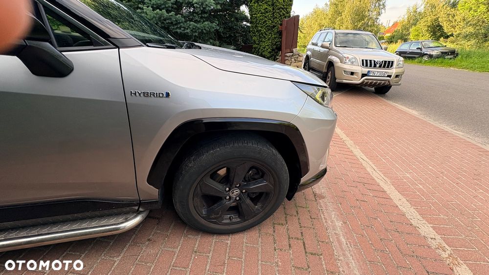 Toyota RAV4 - 2