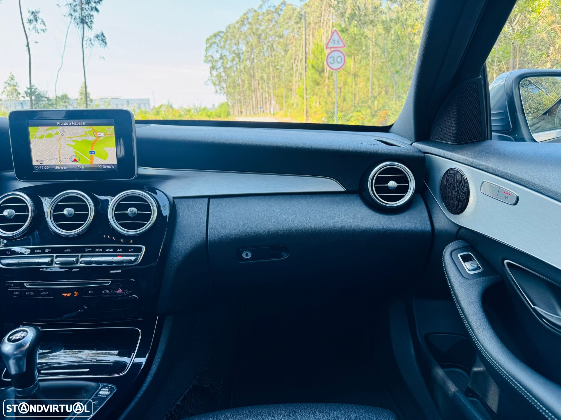 Mercedes-Benz C 220 d AMG Line - 35