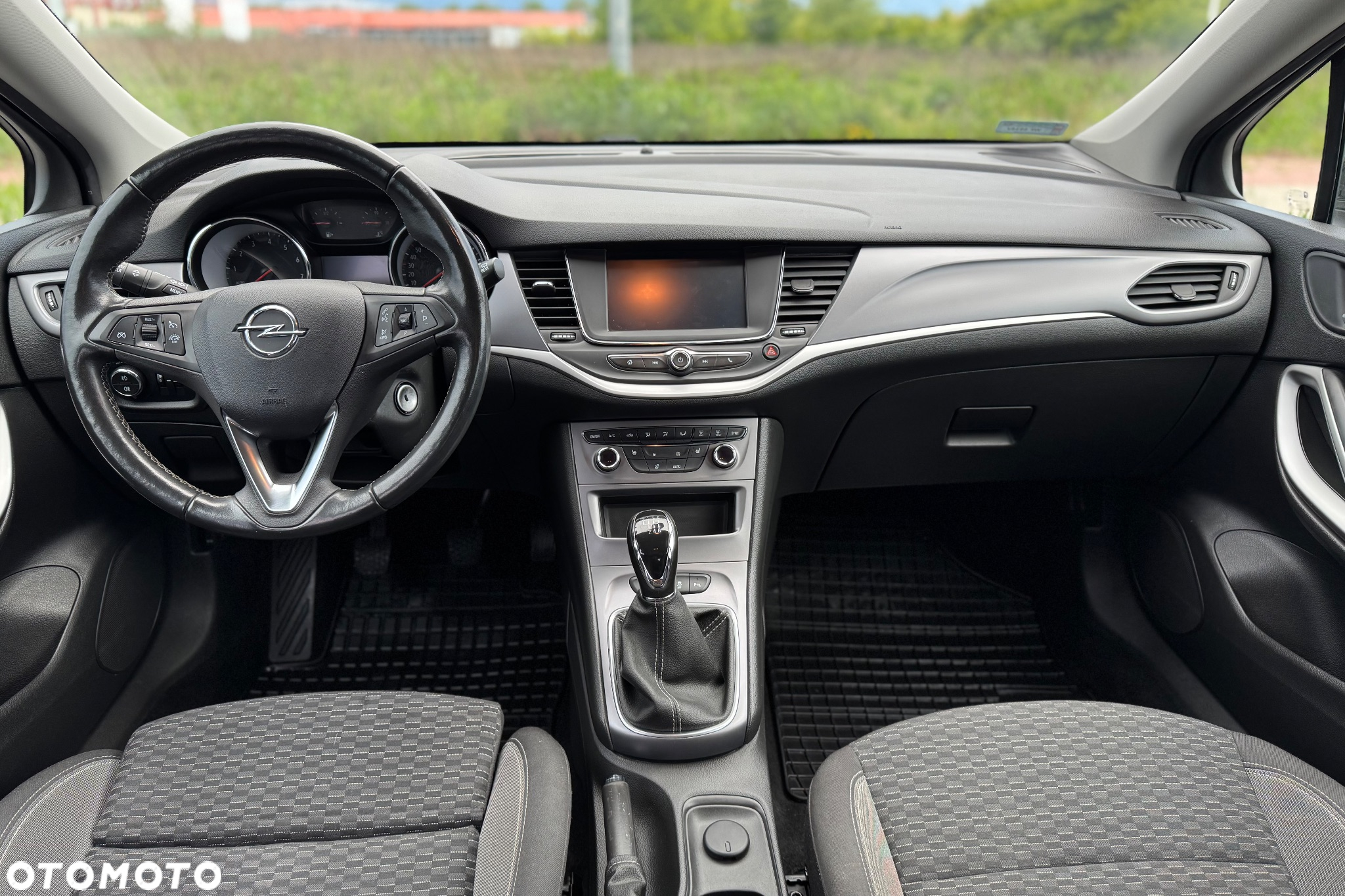 Opel Astra V 1.2 T Edition S&S - 21