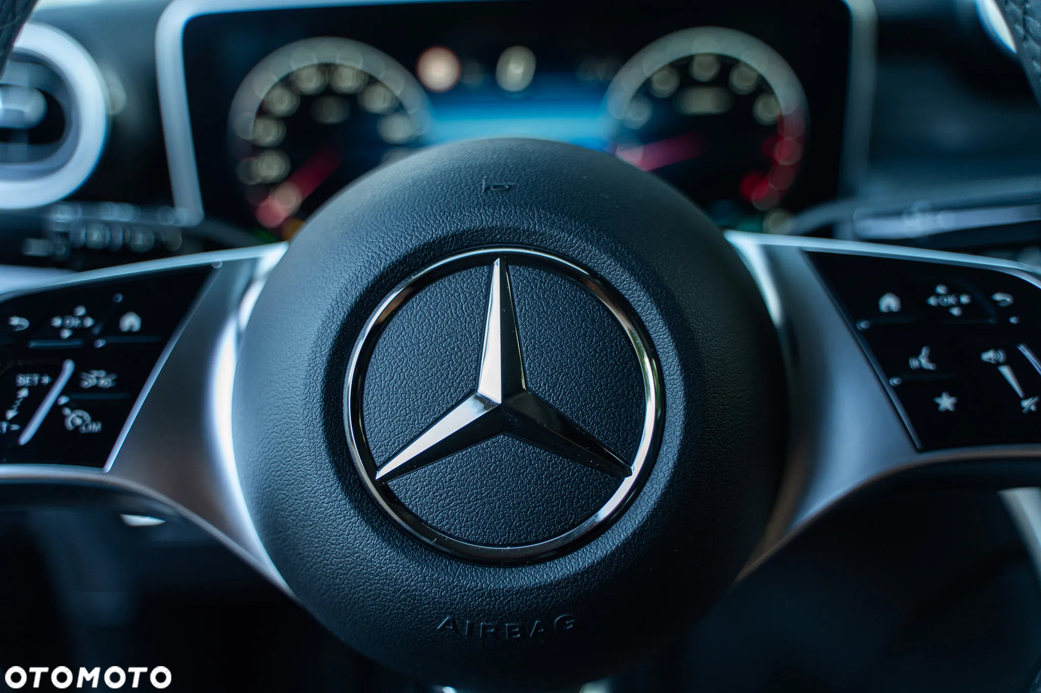 Mercedes-Benz GLC 200 4Matic 9G-TRONIC Edition Avantgarde - 30