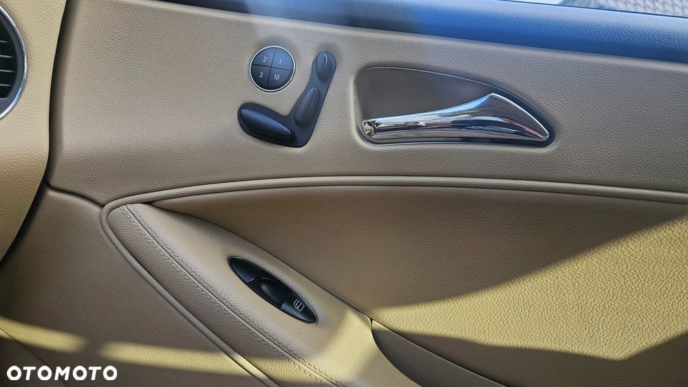 Mercedes-Benz CLS 350 7G-TRONIC - 13