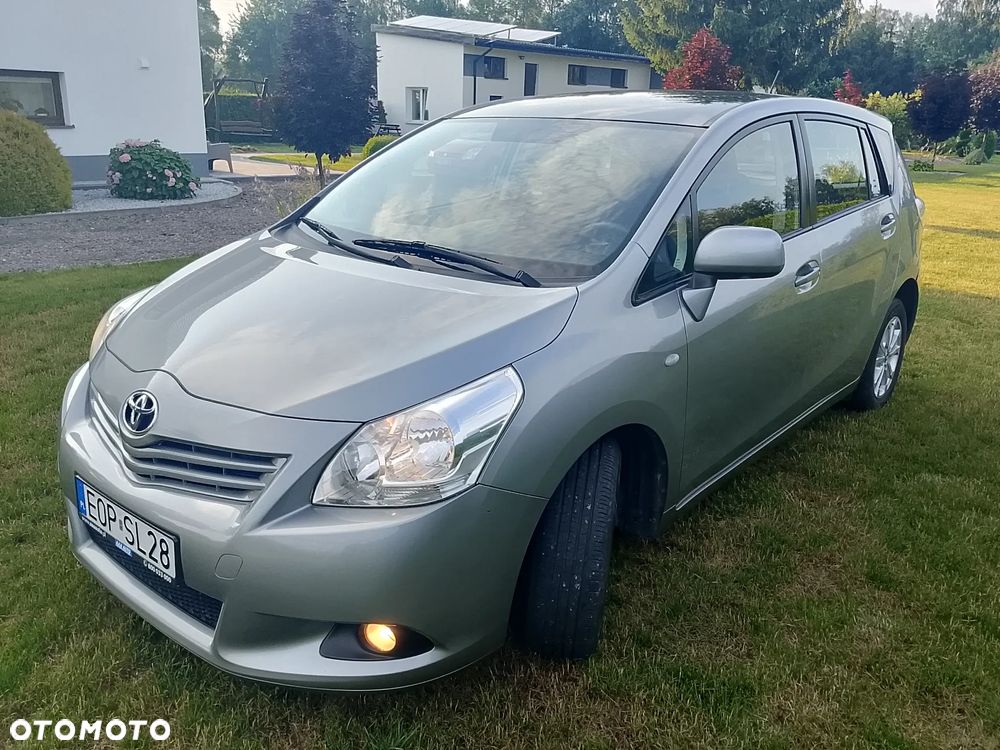 Toyota Verso 2.0 D-4D Sol plus 7os - 4