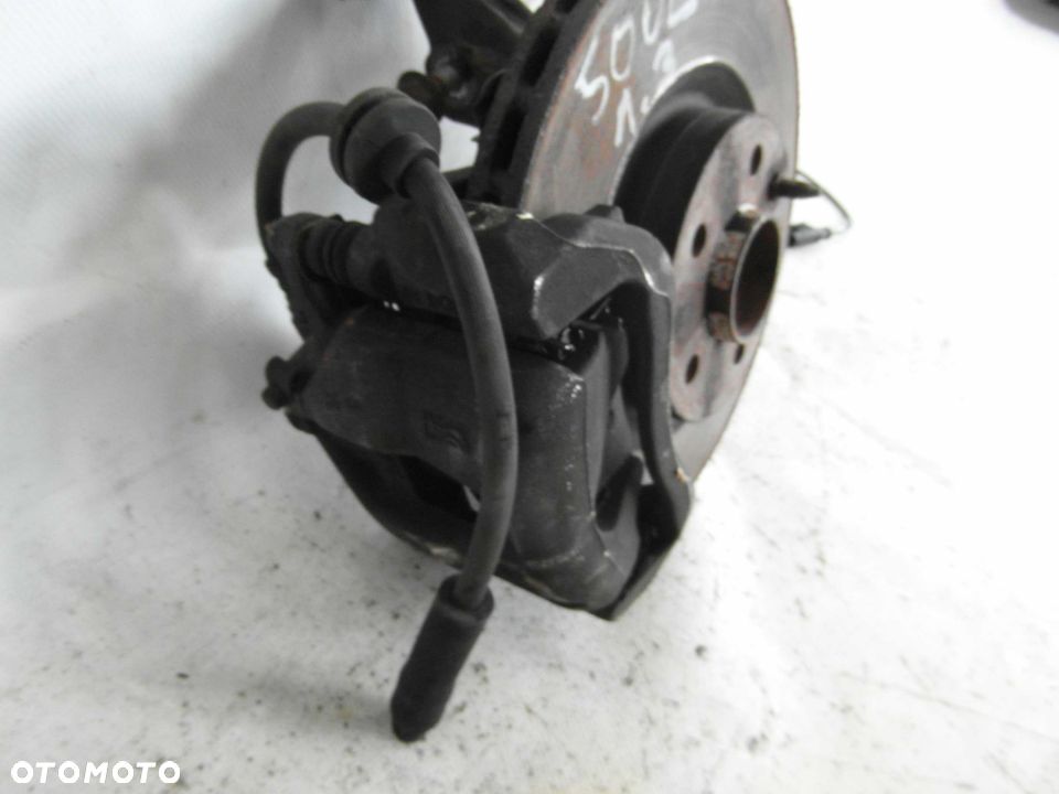FIAT 500L 1.3 MTJ ZACISK TARCZA ZWROTNICA LEWA - 3