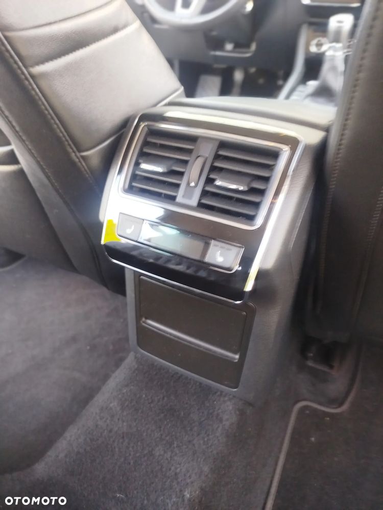 Skoda Superb 1.6 TDI GreenLine - 9