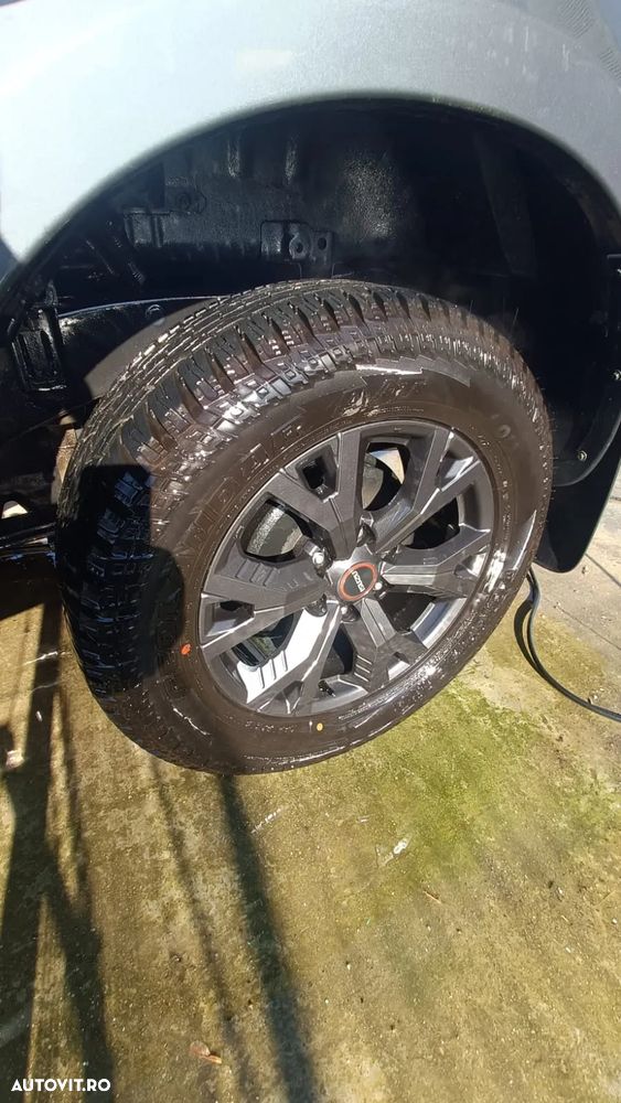 Isuzu D-Max Double Cab 4WD Autm. LSE - 18