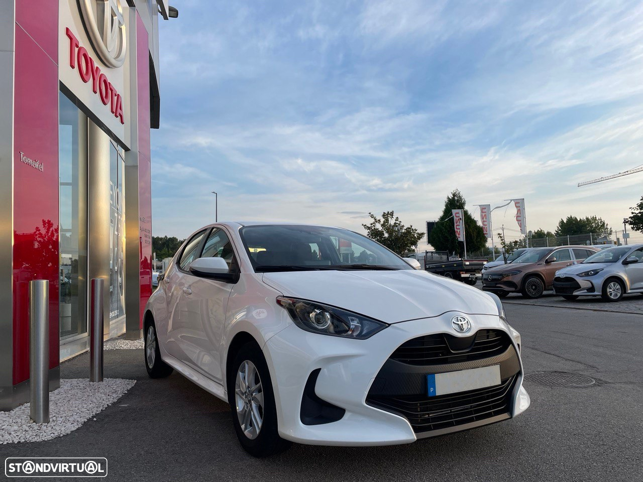 Toyota Yaris 1.0 VVT-i Comfort Plus - 5