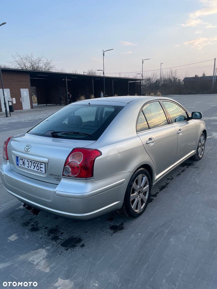 Toyota Avensis 2.2 D-4D Sol - 7