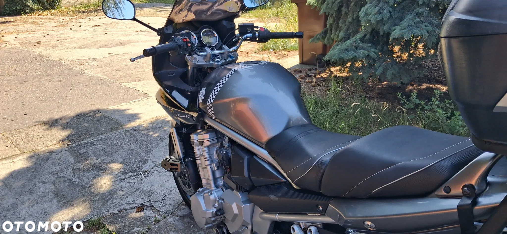 Suzuki Bandit - 2