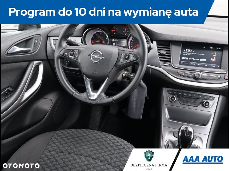 Opel Astra - 8