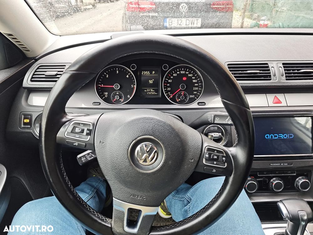 Volkswagen Passat - 5