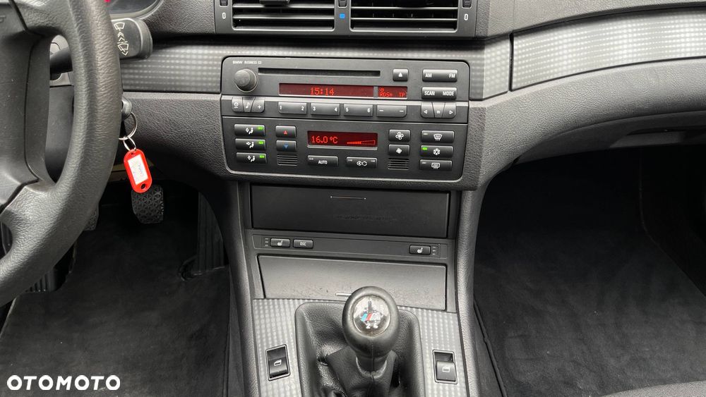 BMW Seria 3 318i - 19