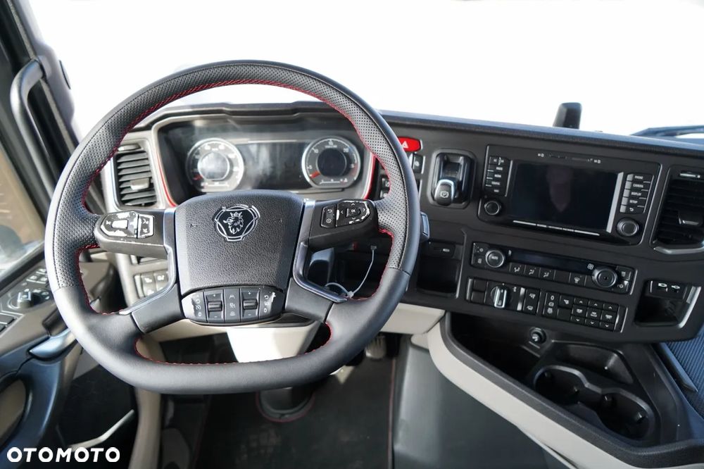Scania S 580 / V8 / RETARDER / KLIMA POSTOJOWA / CAŁA NA PODUSZKACH / ALUFELGI  /  SKÓRY / OPONY 100% / - 27