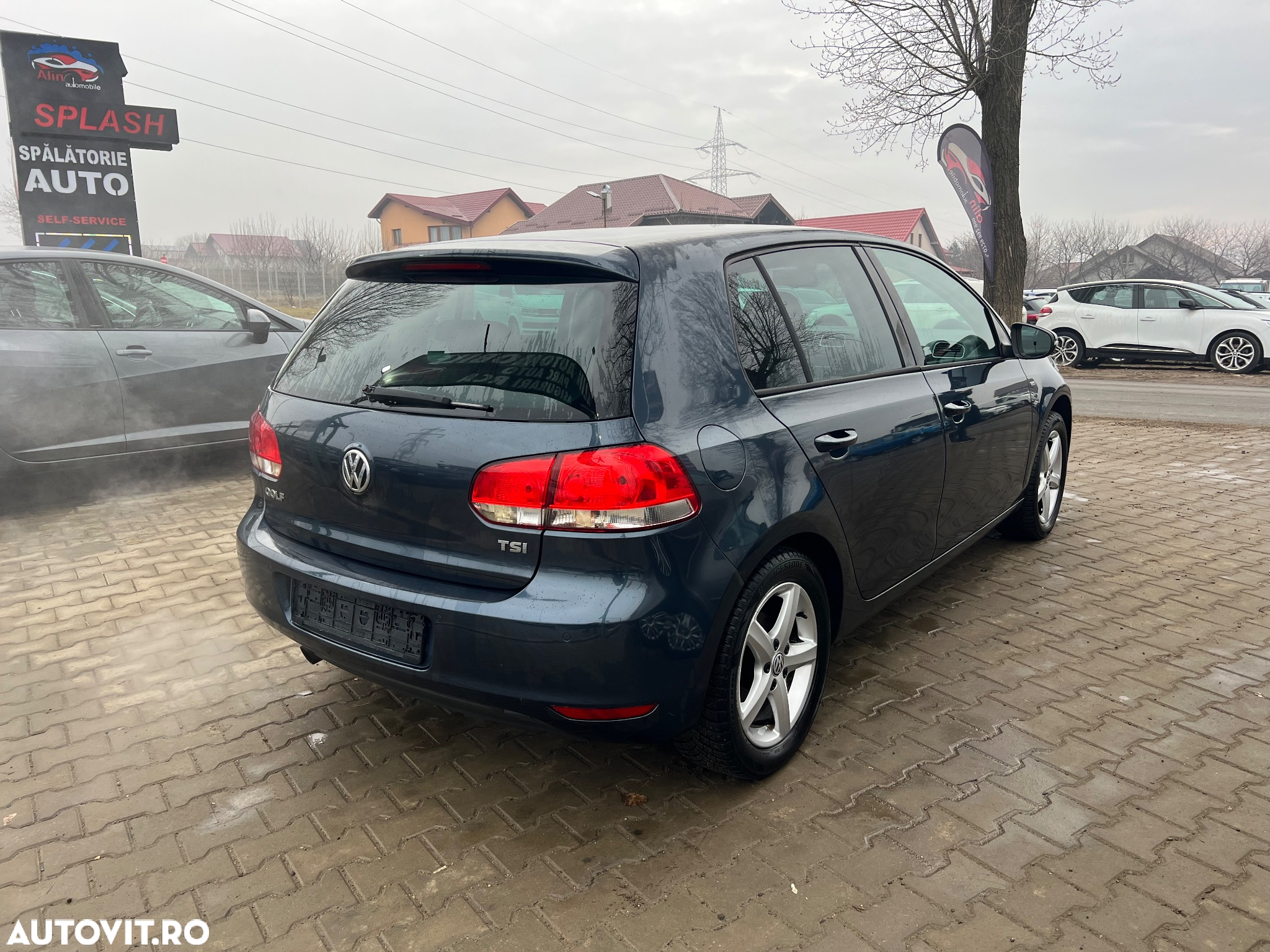 Volkswagen Golf 1.2 TSI BlueMotion Technology Highline - 3