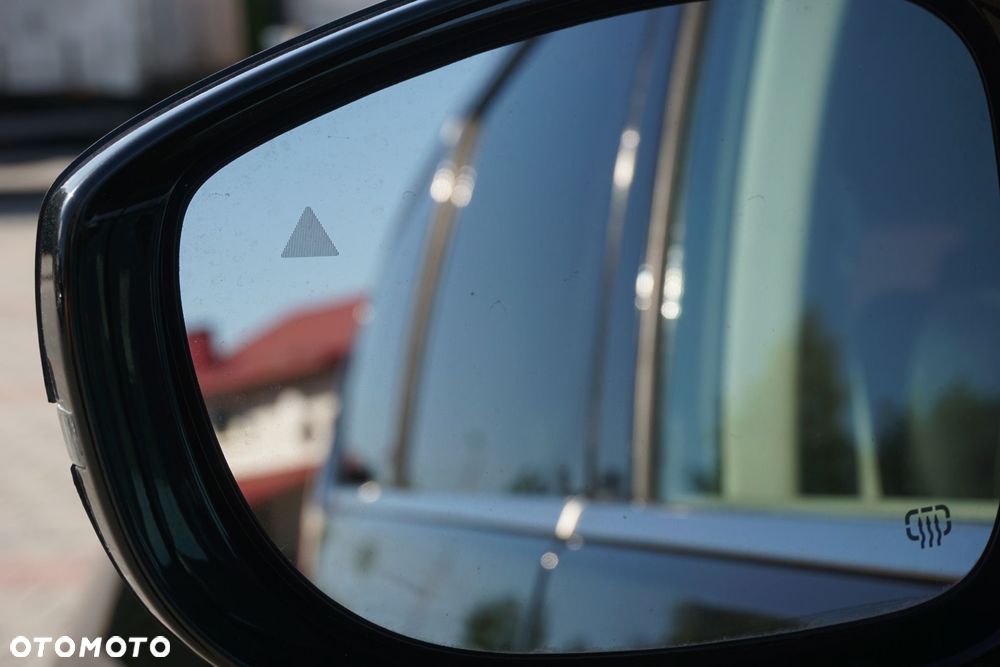 Chrysler Pacifica - 28