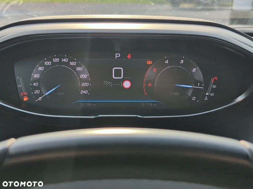 Peugeot 3008 1.5 BlueHDi Allure Pack S&S EAT8 - 18