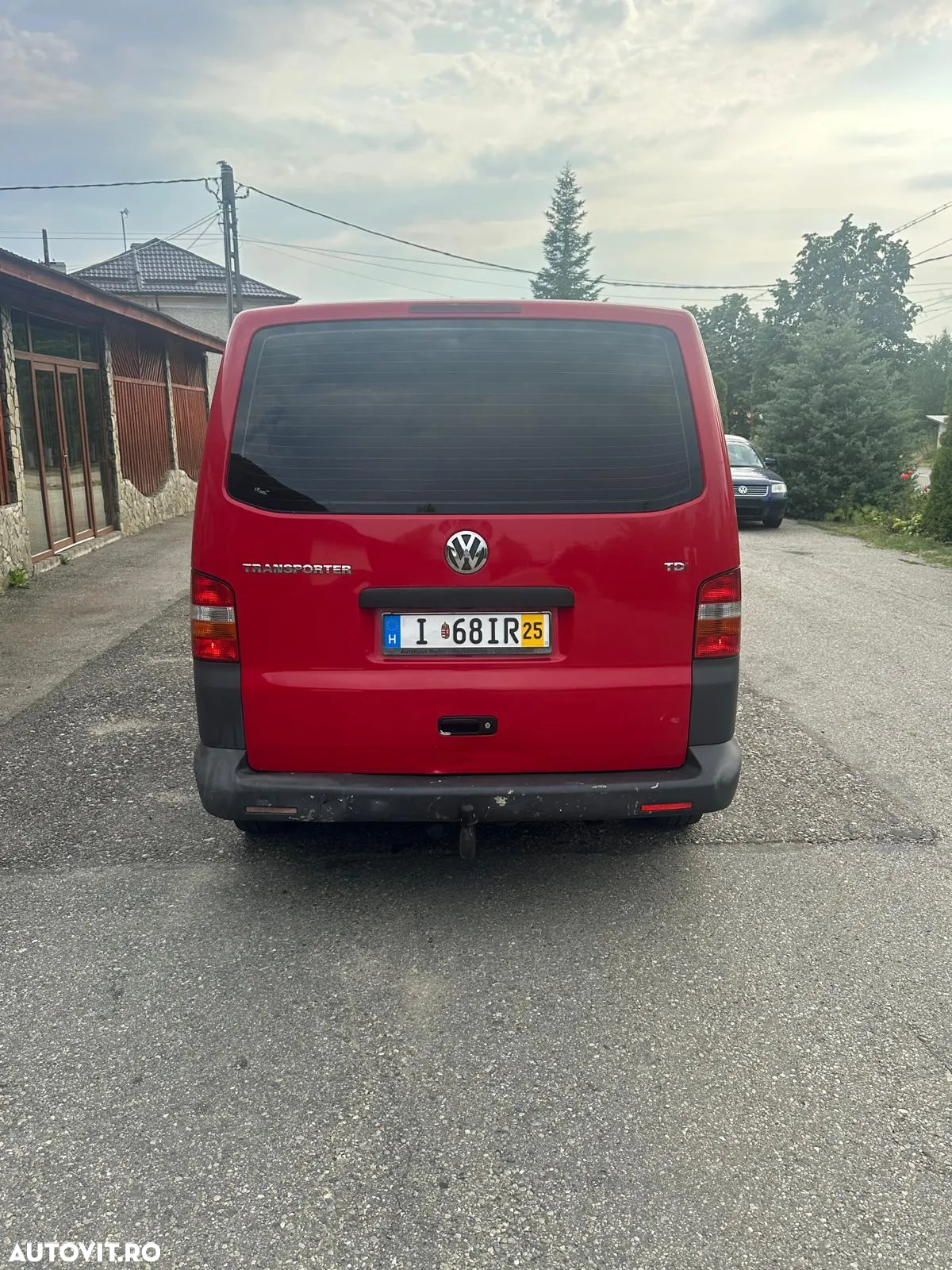 Volkswagen Transporter - 4