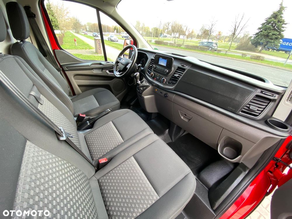 Ford TRANSIT CUSTOM L2H1 2,0 TDCI 130KM TYLKO 143.000 KM - 40