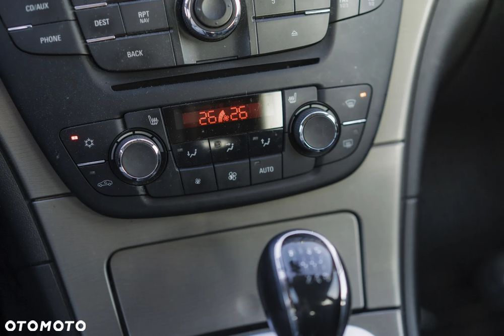 Opel Insignia 1.4 T Cosmo S&S - 11