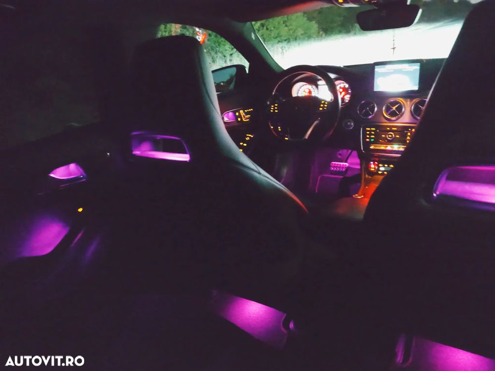 Mercedes-Benz CLA 220 - 9