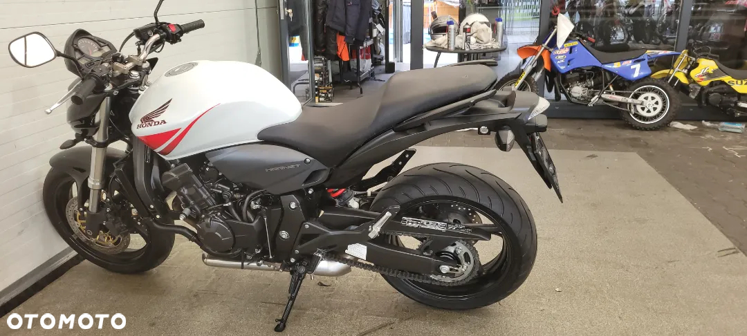 Honda Hornet - 26