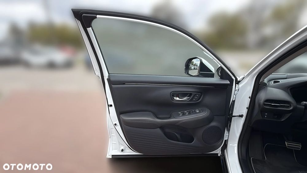 Honda ZR-V 2.0 i-MMD HEV Advance BSI/CTM 2WD CVT - 11