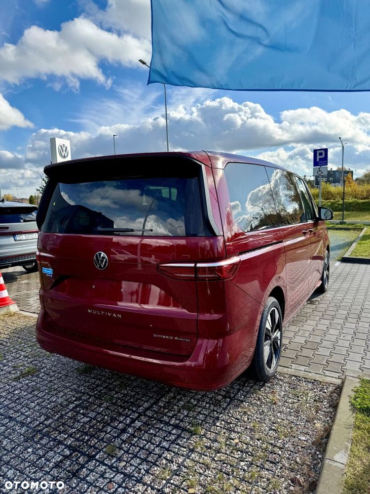 Volkswagen Multivan - 7