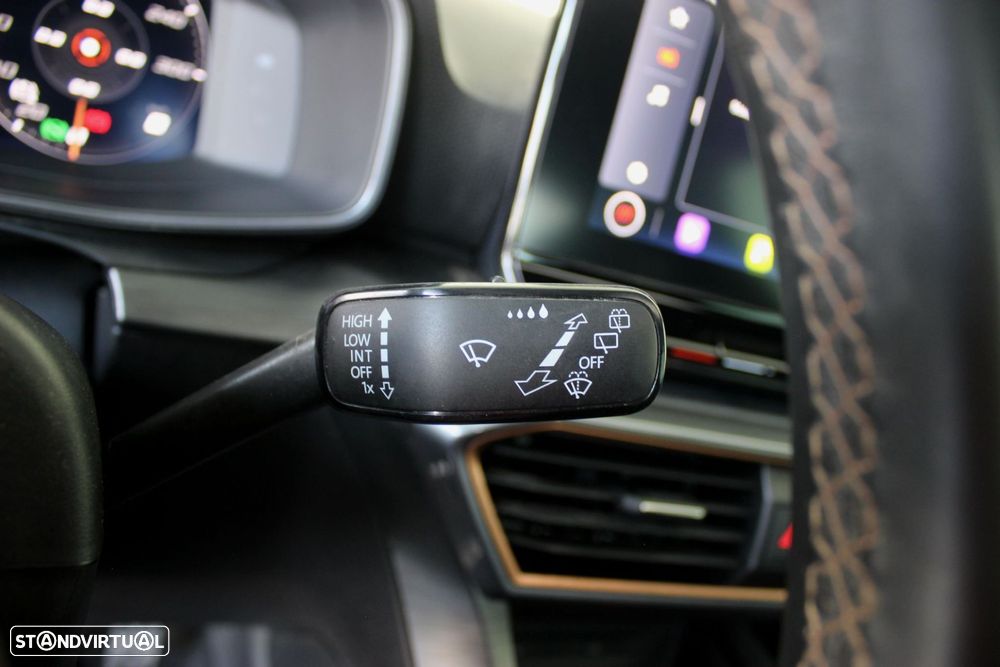 Cupra Leon 1.5 eTSI MID DSG - 19