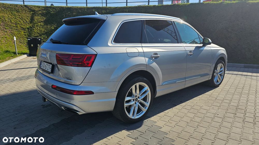 Audi Q7 3.0 TFSI Quattro Tiptr - 11