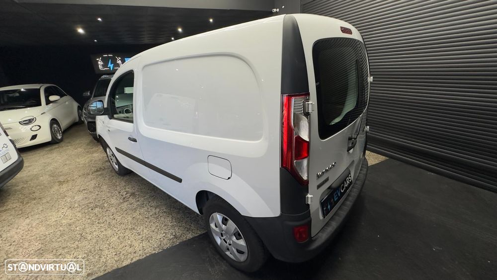 Renault kangoo  ZE - 12