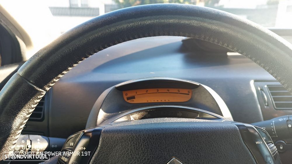 Citroën C4 1.6 HDi SX - 11