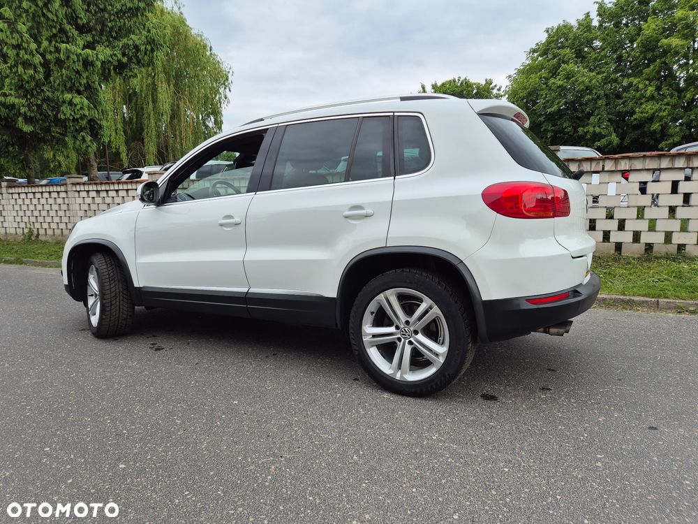 Volkswagen Tiguan 2.0 TDI DPF 4Motion BlueMotion Technology DSG Sport & Style - 8