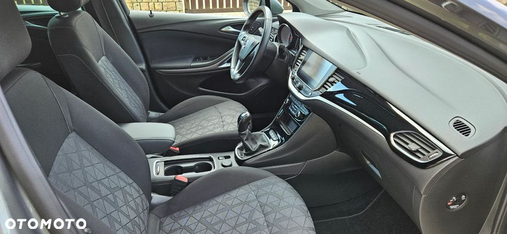 Opel Astra - 17