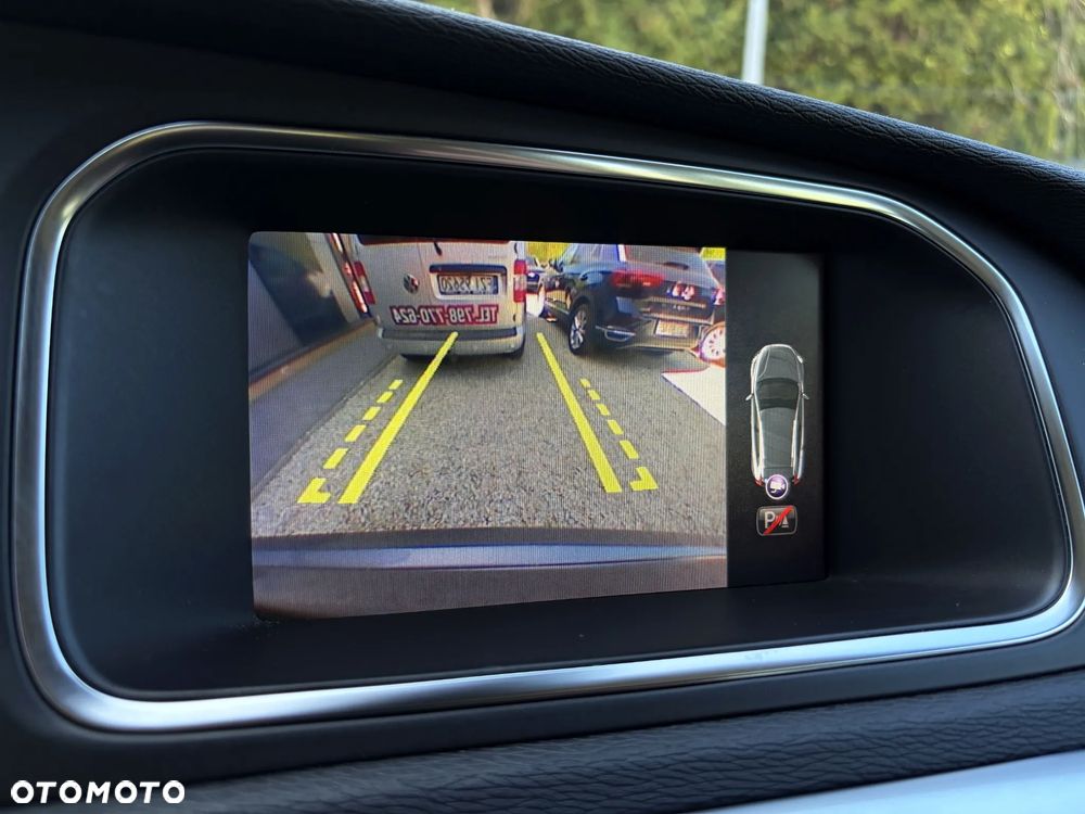 Volvo V40 Cross Country D2 Geartronic Momentum - 27