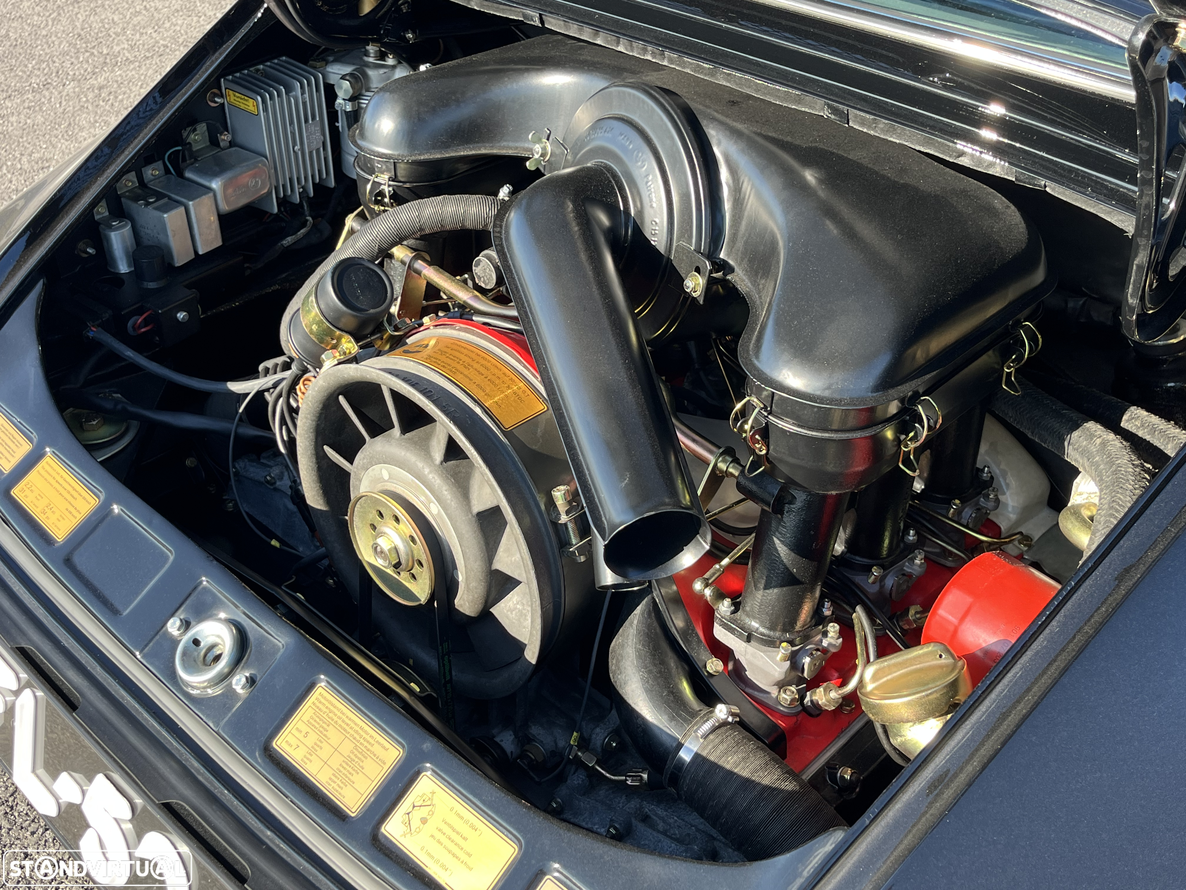 Porsche 911 Série F - 21